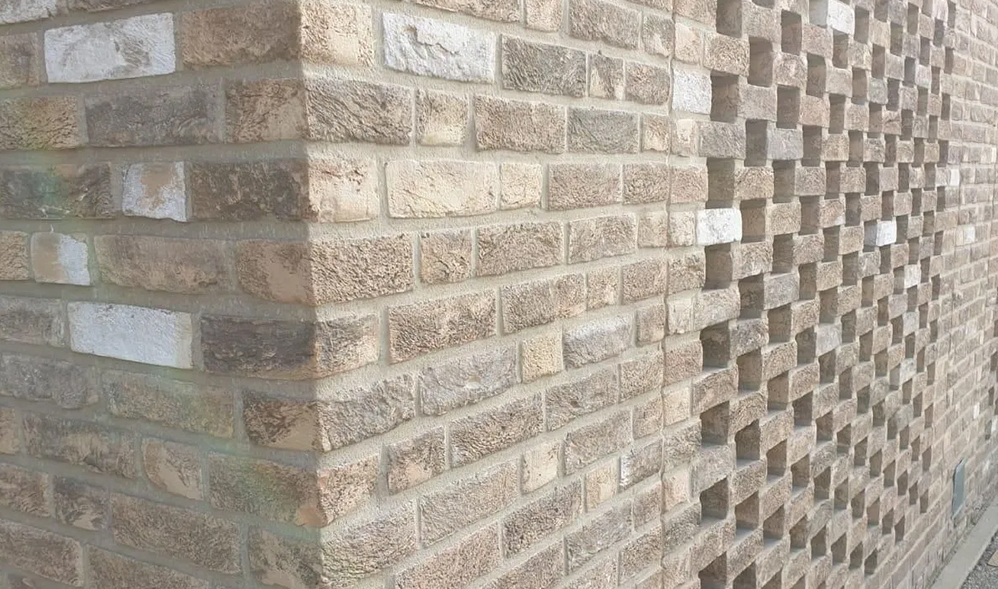 Fassadensanierung & Fassadenreinigung – Für gepflegte Fassaden in Parchim, Mecklenburg-Vorpommern & Hamburg